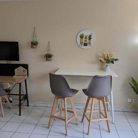 Topaze Pei Bellepierre Proximite Immediate Chu, Inspe Saint-Denis Kültér fotó